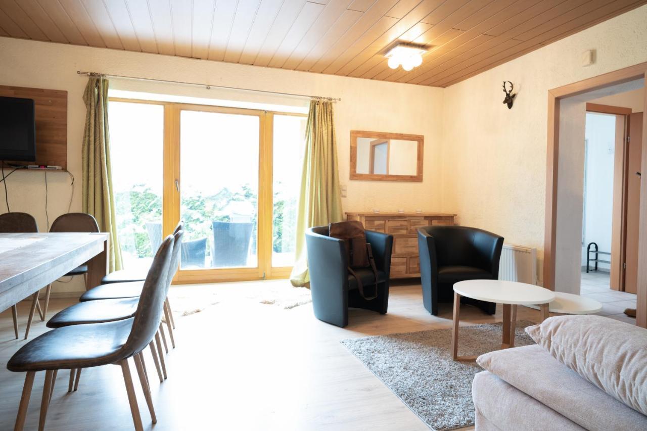 Lake View Lodges By We Rent, Summercard Included Целль-ам-Зеє Екстер'єр фото